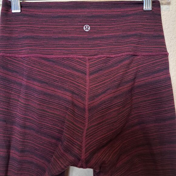 Lululemon Wunder Under Red Purple Cyber Stripe Leggings Women’s Size 8 Workout - Picture 5 of 9